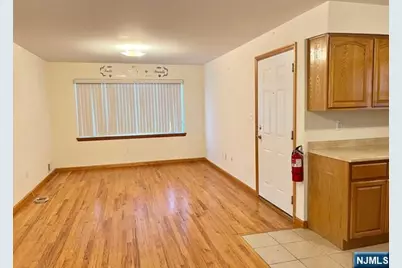 732 Cleveland Avenue (1F+g) #(1F+G), Harrison, NJ 07029 - Photo 4