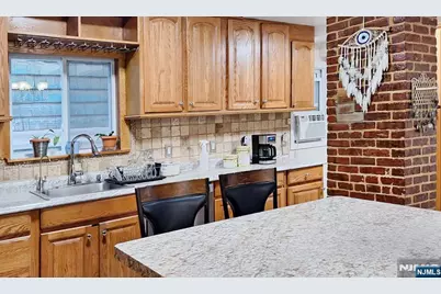 175 Delavan Avenue, Newark, NJ 07104 - Photo 10