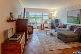 10 Crestmont Road 4H, Montclair, NJ 07042 - Photo 8