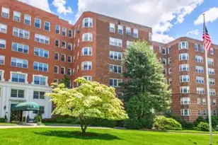 10 Crestmont Road 4H, Montclair, NJ 07042 - Photo 2