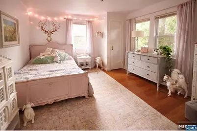 274 W Englewood Avenue, Teaneck Township, NJ 07666 - Photo 12