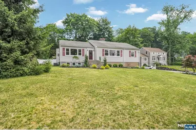 48 Lake Drive, Wayne, NJ 07470 - Photo 2