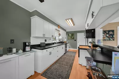 48 Lake Drive, Wayne, NJ 07470 - Photo 12