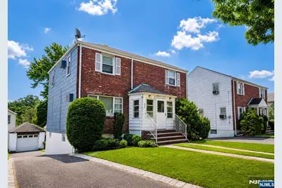 605 Linden Avenue, Teaneck Township, NJ 07666 - Photo 2