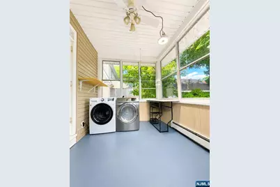 949 Garrison Avenue, Teaneck Township, NJ 07666 - Photo 4