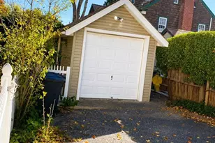 949 Garrison Ave, Teaneck Township, NJ 07666 - Photo 20