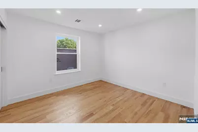 130 N 17th, East Orange, NJ 07017 - Photo 34