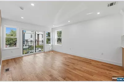 130 N 17th, East Orange, NJ 07017 - Photo 8