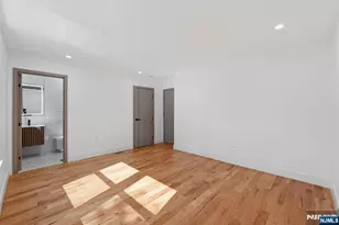 130 N 17th, East Orange, NJ 07017 - Photo 18