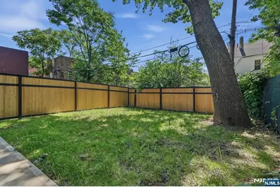 130 N 17th, East Orange, NJ 07017 - Photo 42