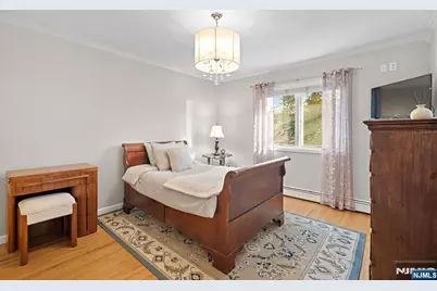 228 Lafayette Avenue, Cliffside Park, NJ 07010 - Photo 20