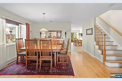228 Lafayette Avenue, Cliffside Park, NJ 07010 - Photo 8