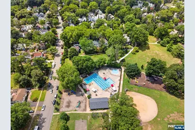 11 Burlington Place, Fair Lawn, NJ 07410 - Photo 40
