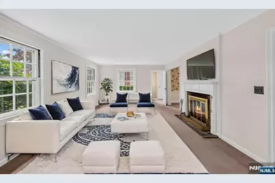 11 Burlington Place, Fair Lawn, NJ 07410 - Photo 6