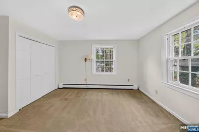 11 Burlington Place, Fair Lawn, NJ 07410 - Photo 18