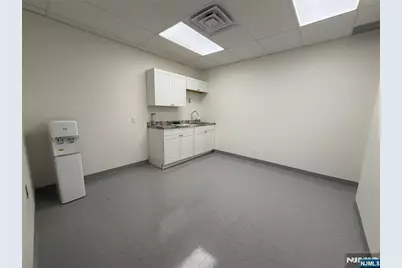 300 Knickerbocker Road Suite 3700 #Suite 3700, Cresskill, NJ 07626 - Photo 6