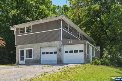 344 Union Avenue, Bloomingdale, NJ 07403 - Photo 2