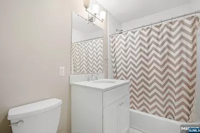 6-04 Cross Meadows, Fair Lawn, NJ 07410 - Photo 12