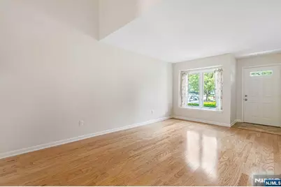 6-04 Cross Meadows, Fair Lawn, NJ 07410 - Photo 10
