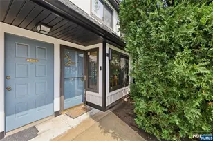 1447 John St, Fort Lee, NJ 07024 - Photo 2