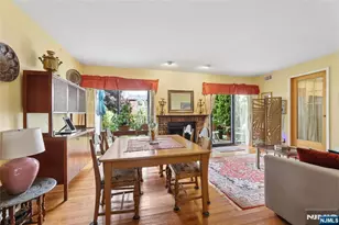 1447 John St, Fort Lee, NJ 07024 - Photo 6