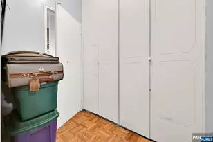 2000 Linwood Ave 23E, Fort Lee, NJ 07024 - Photo 12