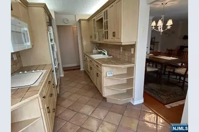 300 Winston Drive 302 #302, Cliffside Park, NJ 07010 - Photo 1