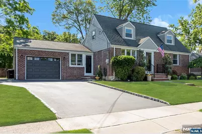 519 Ryeside Avenue, New Milford, NJ 07646 - Photo 2