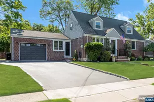 519 Ryeside Ave, New Milford, NJ 07646 - Photo 2