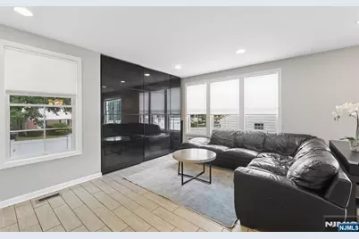 135 Rector Court, Bergenfield, NJ 07621 - Photo 26