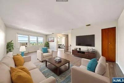 1023 Morningside Lane 2nd Fl #2nd FL, Fort Lee, NJ 07024 - Photo 2