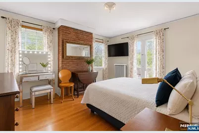 384 Anderson Street, Hackensack, NJ 07601 - Photo 8