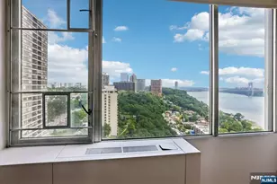 5 Horizon 1708, Fort Lee, NJ 07024 - Photo 20