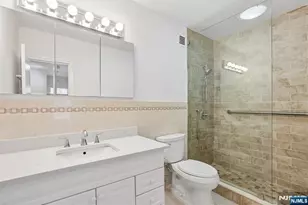 5 Horizon 1708, Fort Lee, NJ 07024 - Photo 42