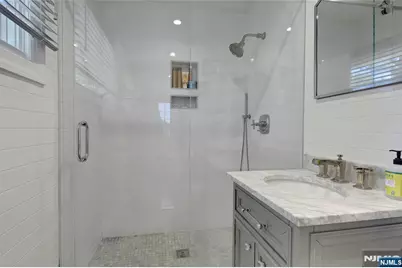 890 Norgate Drive, Ridgewood, NJ 07450 - Photo 18