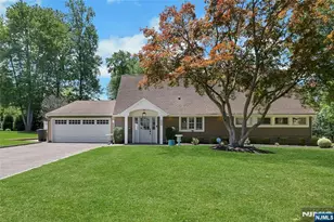 890 Norgate Dr, Ridgewood, NJ 07450 - Photo 1