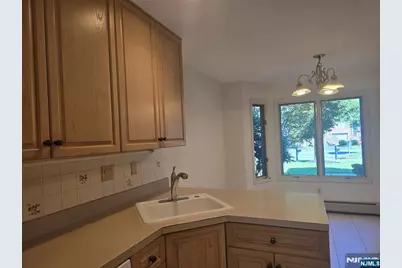 87 Lakeview Drive, Old Tappan, NJ 07675 - Photo 10