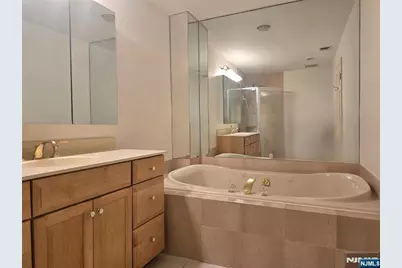 87 Lakeview Drive, Old Tappan, NJ 07675 - Photo 22