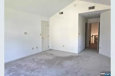 87 Lakeview Drive, Old Tappan, NJ 07675 - Photo 16