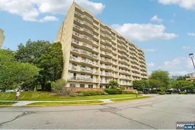 1077 River Road 903 #903, Edgewater, NJ 07020 - Photo 32