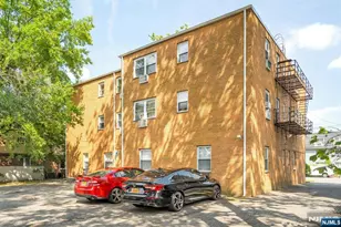 377 Park Street C, Hackensack, NJ 07601 - Photo 2