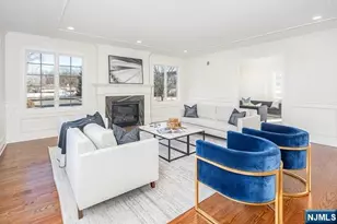 223 Hillcrest Dr, Paramus, NJ 07652 - Photo 4