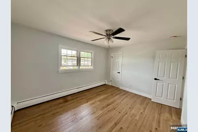 38 Cottage Place, Garfield, NJ 07026 - Photo 28