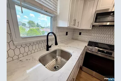 38 Cottage Place 2 #2, Garfield, NJ 07026 - Photo 4