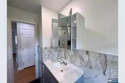 38 Cottage Place, Garfield, NJ 07026 - Photo 18