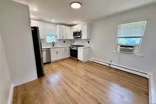 38 Cottage Pl, Garfield, NJ 07026 - Photo 6