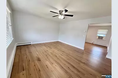 38 Cottage Place, Garfield, NJ 07026 - Photo 12