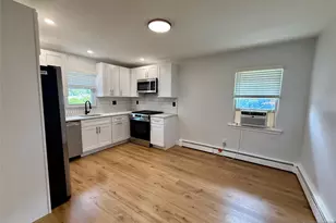 38 Cottage Pl, Garfield, NJ 07026 - Photo 10