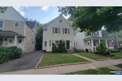 110 3rd Avenue, Hawthorne, NJ 07506 - Photo 2