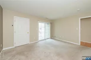 38 Chanda Ct D038, Clifton, NJ 07012 - Photo 12